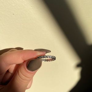 PANDORA Alluring Petite Brilliant ring